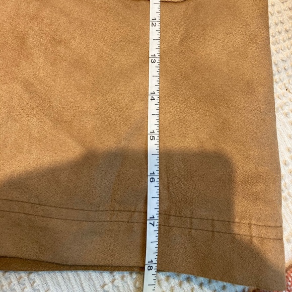 Banana Republic Factory's Portia Vegan Suede Skirt Color: Dark Camel Size: 4 - Picture 5 of 6